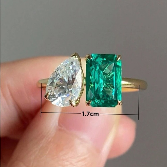 Gorgeous 14K Gold Double Stone Toi Et Moi Emerald Green Ring Mult. Sizes New - Picture 4 of 4